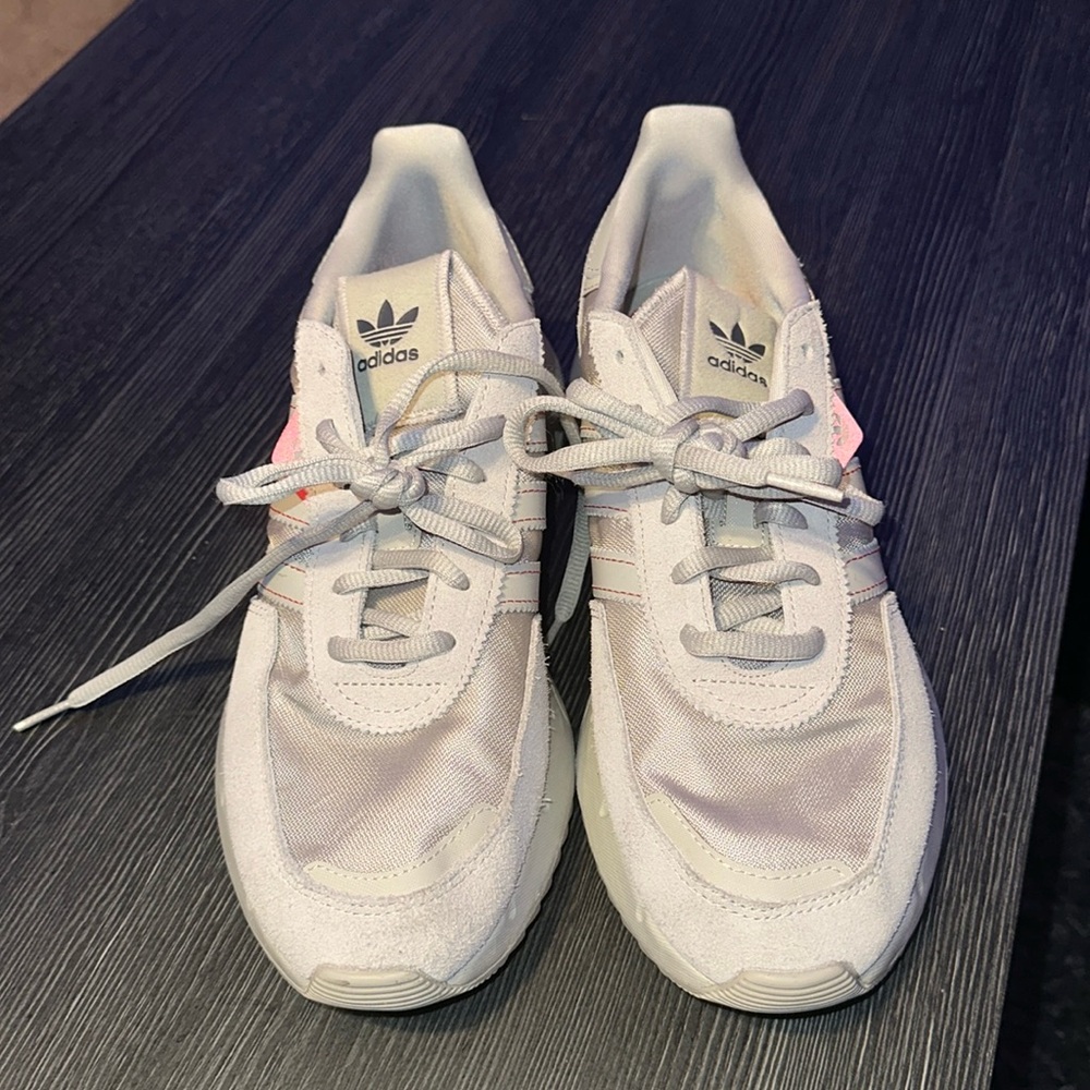 RETROPY F2 SHOES
